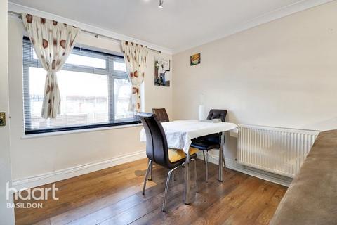 2 bedroom terraced house for sale, Whitmore Way, Basildon