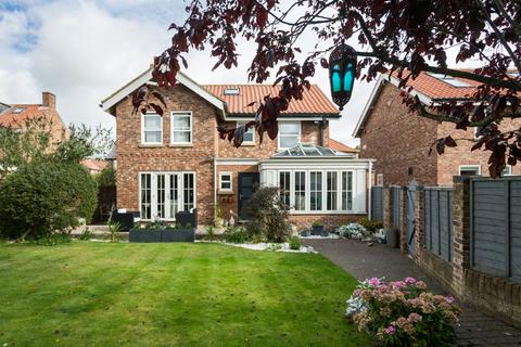 5 bedroom detached house for sale - Marston Road, Tockwith, YO26