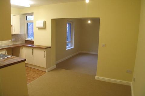 2 bedroom apartment to rent, High Street, Lee-On-The-Solent, Hampshire, PO13