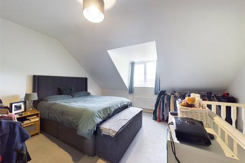 3 bedroom semi-detached house for sale - Meadow Bank, Allerton, Bradford, West Yorkshire, BD15