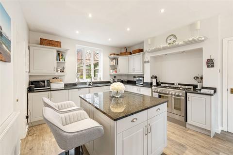 29 Steep Lane, Findon, Worthing, BN14 0UE