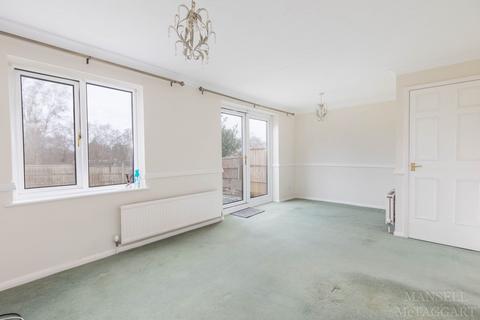 3 Wilberforce Close, Crawley, RH11 9TD