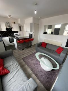 2 bedroom terraced house to rent, Harold Mount, Hyde Park, LS6 1PW