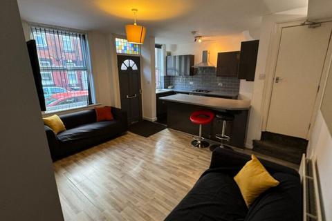 Harold Grove, Hyde Park, Leeds, LS6 1PH