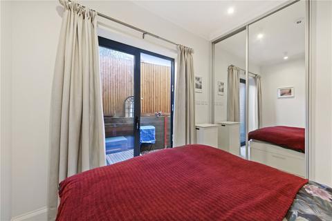 Flat 2, 35 West Lodge Avenue, London, W3 9SE