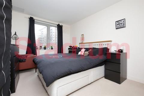 1 bedroom flat for sale, Garand Court,  London N7 EPC rating C