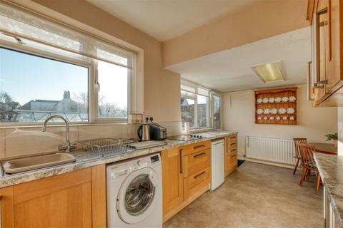 27 Chapel Road, Astwood Bank, Redditch, B96 6AL