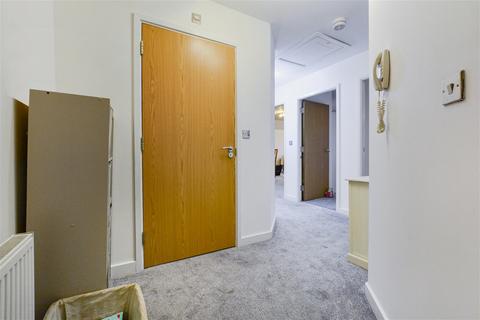 2 bedroom apartment to rent, Parkgate Court, Wilderspool Causeway, Warrington