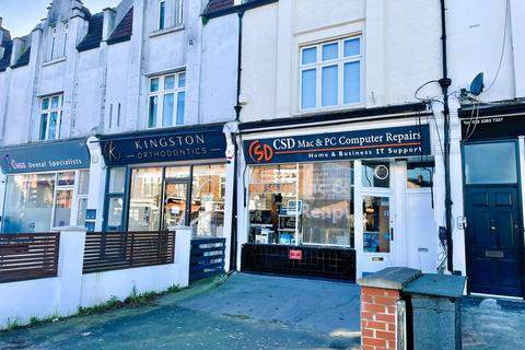Retail property (high street) to rent, Richmond Road, KT2