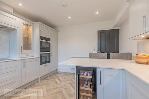 29 Whitehead Close, Greenfield, Oldham, OL3 7PP