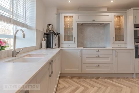29 Whitehead Close, Greenfield, Oldham, OL3 7PP