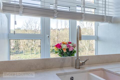 29 Whitehead Close, Greenfield, Oldham, OL3 7PP