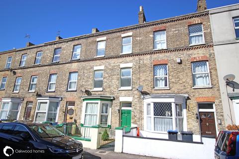 5 bedroom terraced house for sale, Oxford Street, Margate
