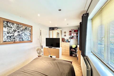 3 bedroom semi-detached house for sale, Palmer Crescent, Margate