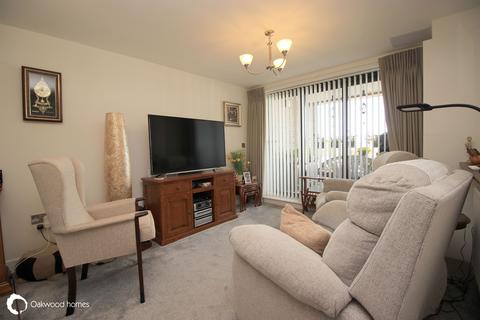 2 bedroom flat for sale, Northdown Road, Palm Bay, Margate