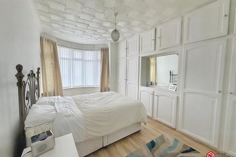 3 bedroom semi-detached house for sale - Cedar Gardens, Baglan, Port Talbot, Neath Port Talbot. SA12 8TE