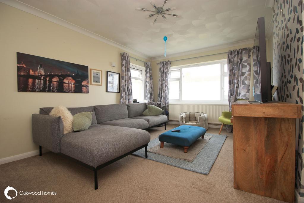 Cherry Gardens Herne Bay 2 bed detached bungalow for sale £325,000