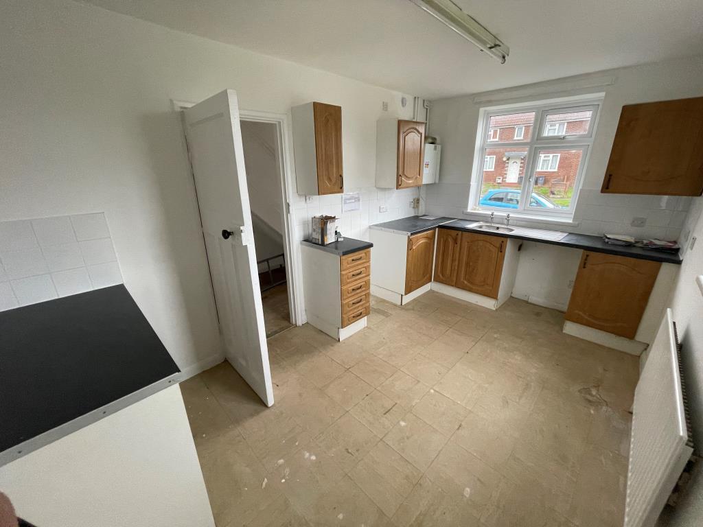 Kitchen with fitted units