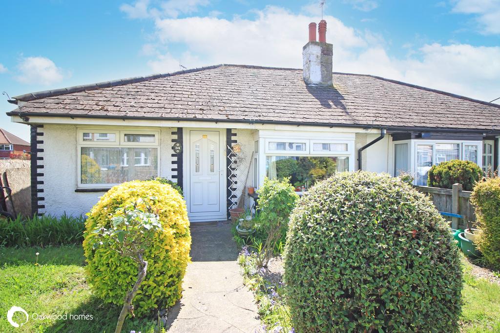 Broadstairs 2 bed semidetached bungalow for sale £290,000