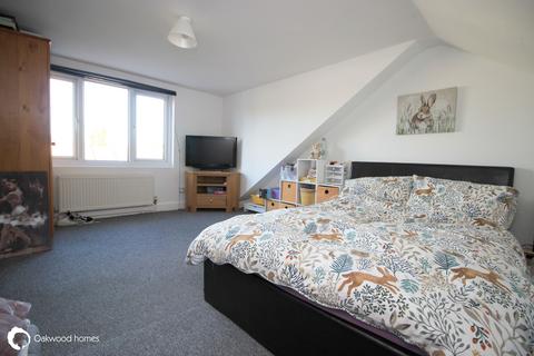 4 bedroom chalet for sale, Linksfield Road, Westgate