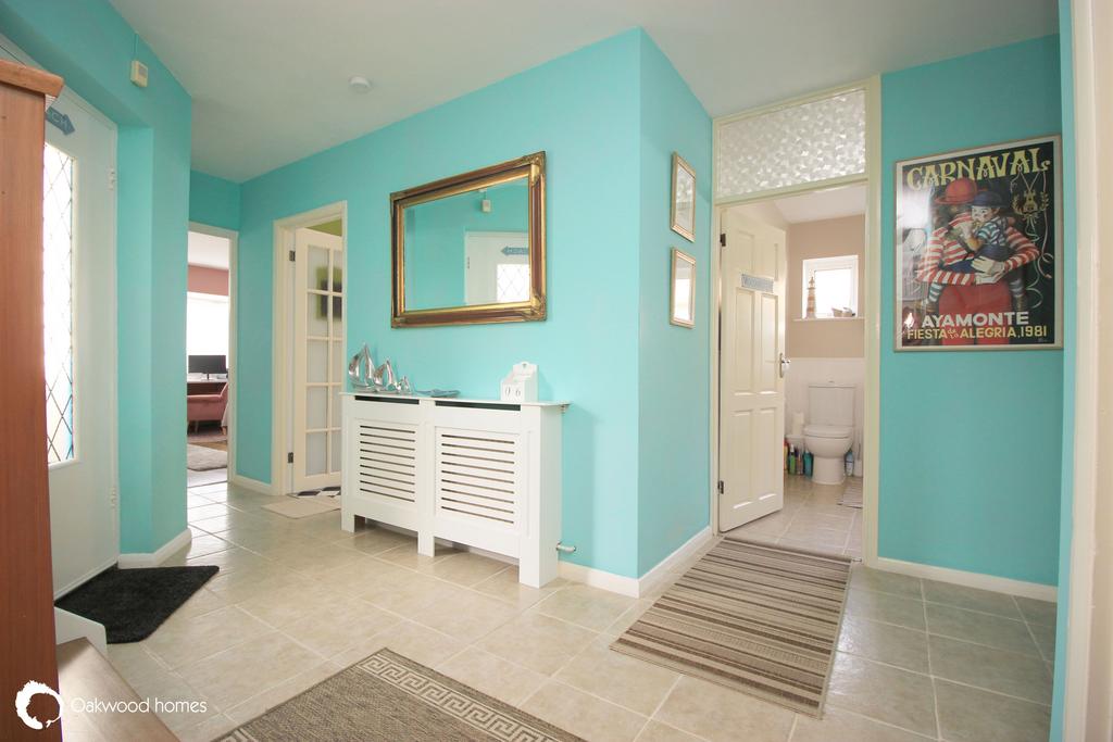 Broadstairs 3 bed chalet for sale £395,000