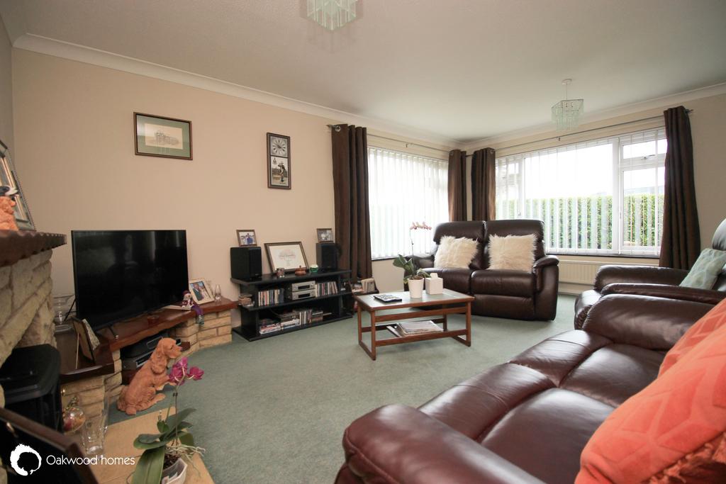 Canterbury Road East, Ramsgate 3 bed detached house £385,000