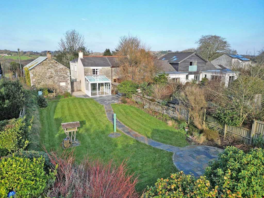 Perranwell Station, Nr. Truro, Cornwall 2 bed semidetached house for