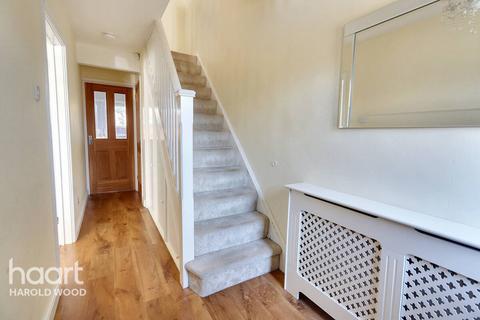 22 Firham Park Avenue, Romford, RM3 0SJ