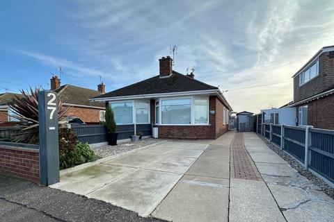 2 bedroom bungalow for sale, Bradwell, NR31