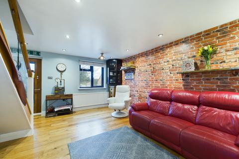 31 Cairnside, High Wycombe, HP13 7SB