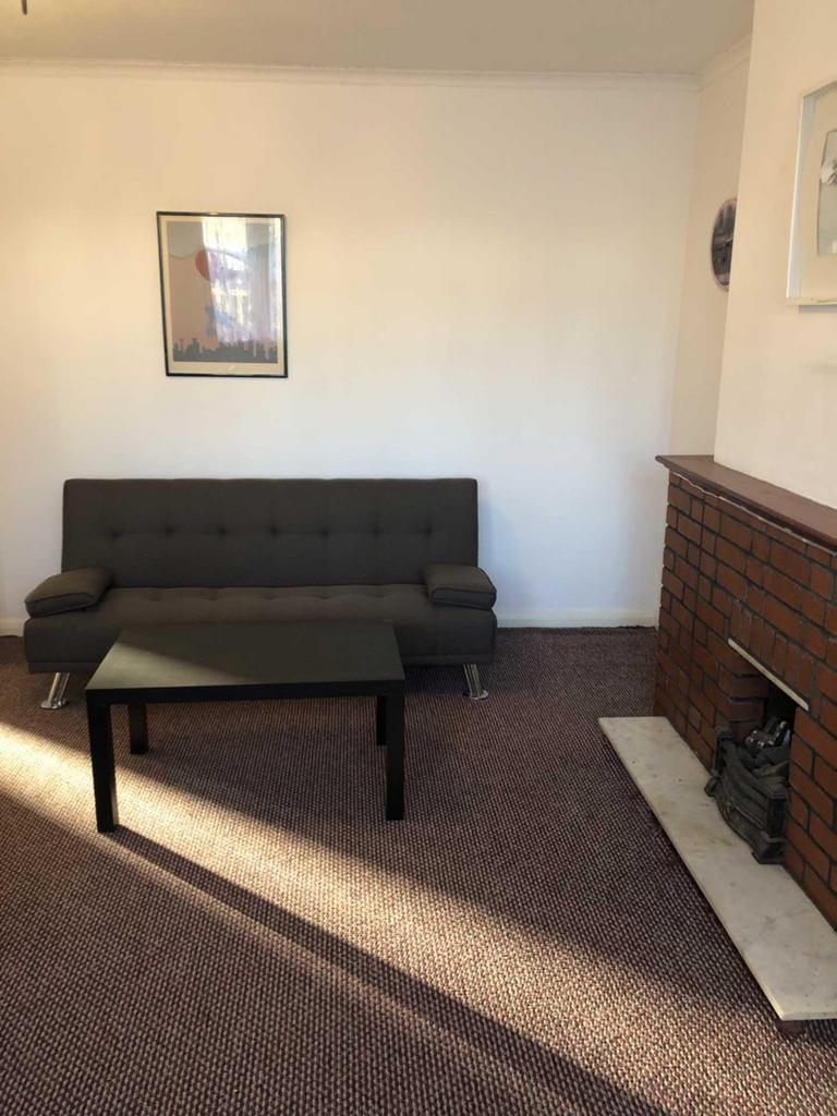 Westmere Drive, London NW7 1 bed flat to rent £1,250 pcm (£288 pw)