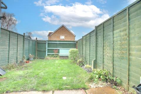 2 bedroom terraced house for sale, Curlew Avenue, Chatteris