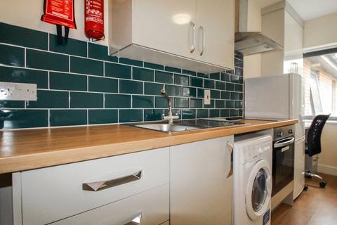 undefined, Apt 21, Lofthouse Residence, 78 Lofthouse Place LS2