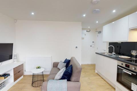 Studio to rent, Apt 10, 29 Clarendon Road, Clarendon Road LS2