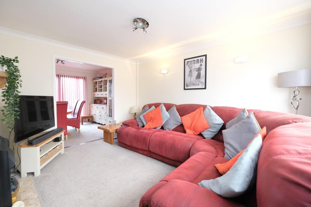 Blenheim Road, Orpington 3 bed terraced house for sale £425,000