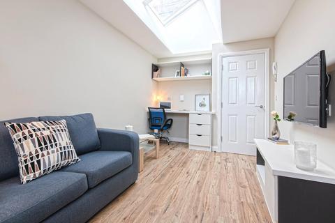 1 bedroom apartment to rent, Apt 4, 18 East Parade, 18 East Parade LS1