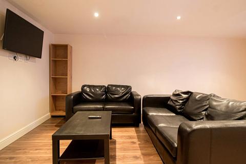 1 bedroom apartment to rent, Apt 1, Clarendon House, 20 Clarendon Road LS2