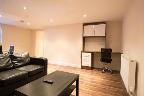 1 bedroom apartment to rent, Apt 1, Clarendon House, 20 Clarendon Road LS2