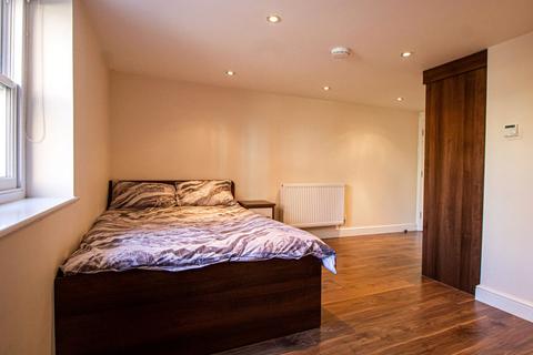 1 bedroom apartment to rent, Apt 1, Clarendon House, 20 Clarendon Road LS2