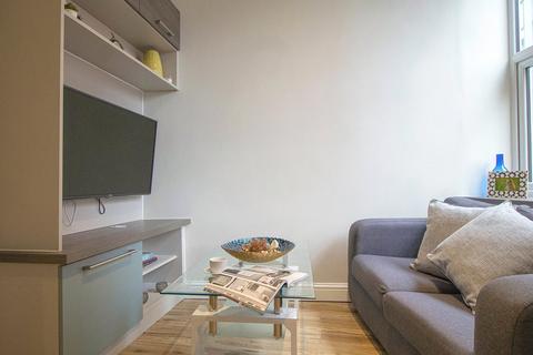 Studio to rent, Apt 36, Eagle House, Blackfriars Road M3