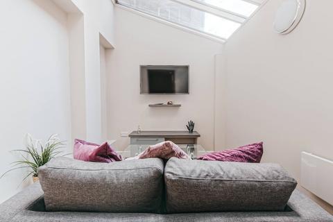 1 bedroom apartment to rent, Apt 3, 41 St Paul's, 41 St Paul's Street LS1