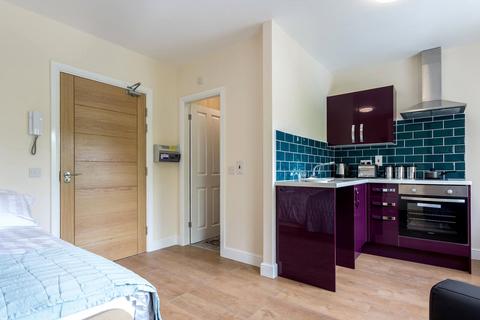 Apartment to rent - Lofthouse Place, Leeds, LS2 #551951