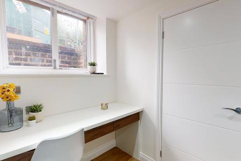 Studio to rent, Apt 11, 29 Clarendon Road #988602