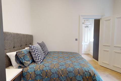 1 bedroom apartment to rent, Flat 3, 34 Hyde Terrace #554893