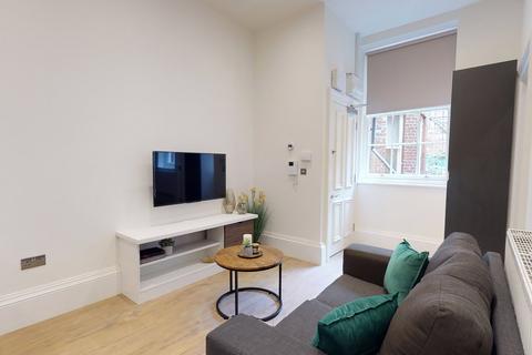 1 bedroom apartment to rent, Flat 3, 34 Hyde Terrace, Hyde Terrace LS2
