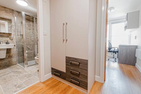 Studio to rent, Apt 10, 41 St Paul's, 41 St Paul's Street LS1