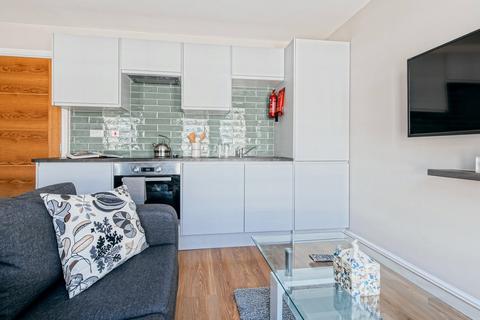Studio to rent, Apt 10, 41 St Paul's, 41 St Paul's Street LS1