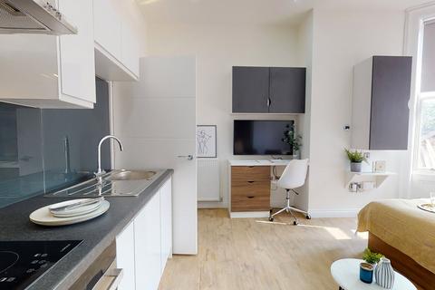 undefined, Apt 3, 29 Clarendon Road, Clarendon Road LS2