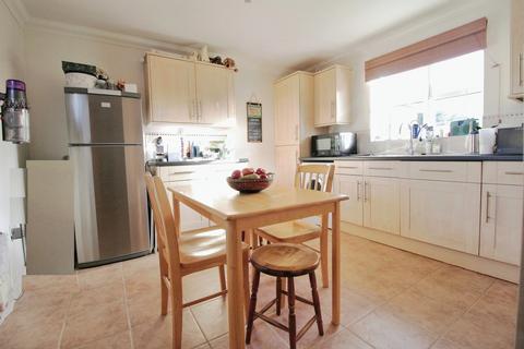 3 bedroom cottage for sale, The Forty, Cricklade