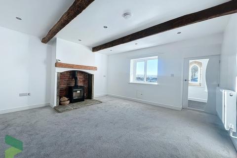 39 Blacksnape Road, Hoddlesden, Darwen, BB3 3PN